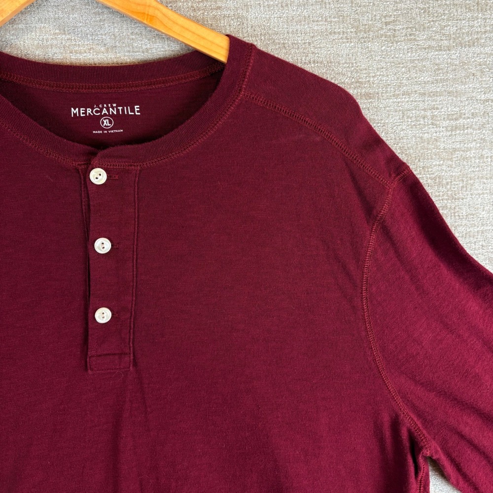 J.Crew Mercantile Long Sleeve Henley Mens XL Burgundy Slub Cotton EUC Rugged
